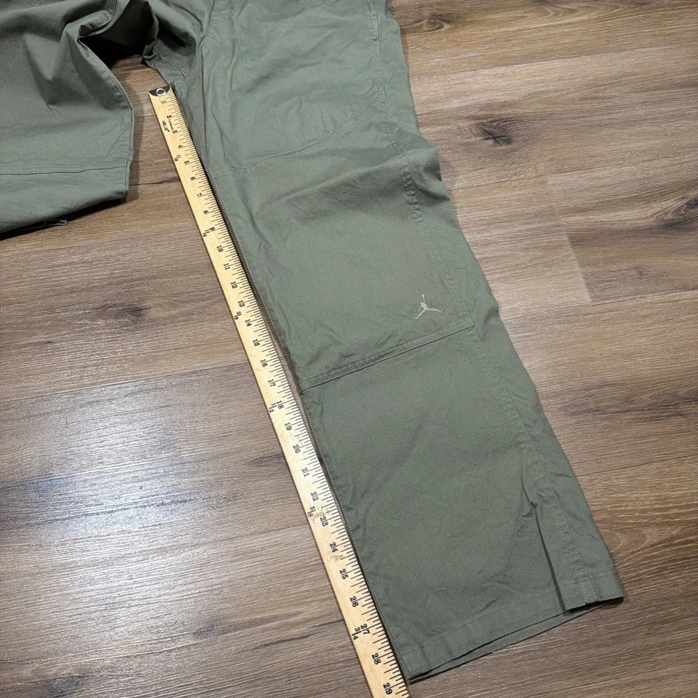 Air Jordan Essentials Pants Men's SMALL Green Woven Standard Fit HF9329-222